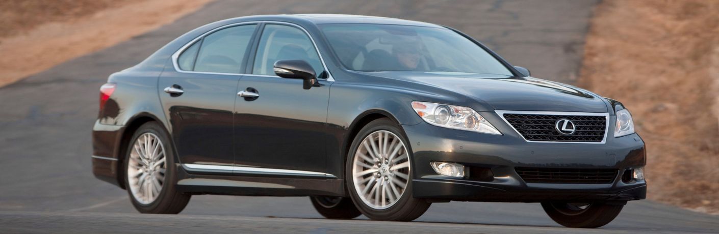 Front three-quarter view of the 2010 Lexus LS 460 parked