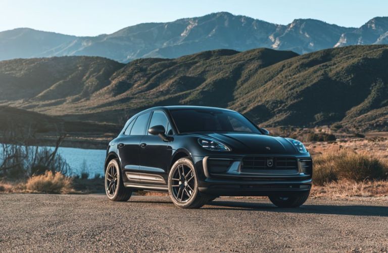 Front Quarter View of the 2024 Porsche Macan
