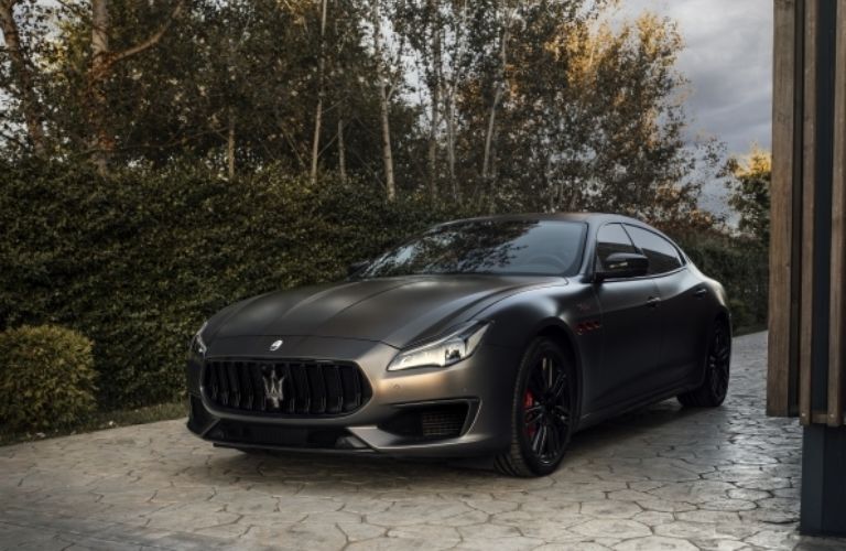 Front Quarter View of the 2022 Maserati Quattroporte Trofeo