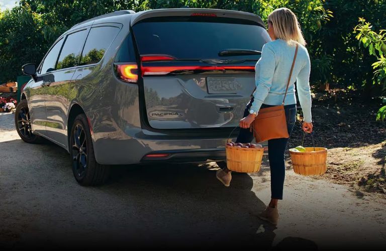 Power Liftgate in the 2024 Chrysler Pacifica