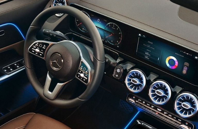 Front console of the 2022 Mercedes-Benz GLA
