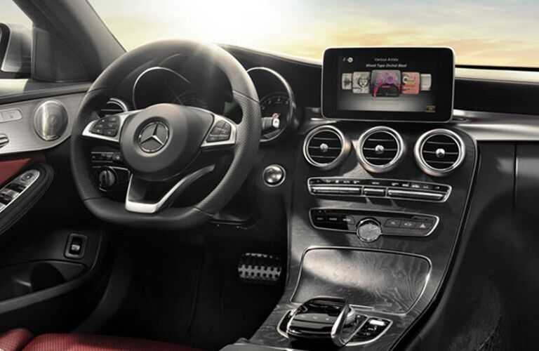 steering wheel and dashboard in 2018 Mercedes-Benz C-Class