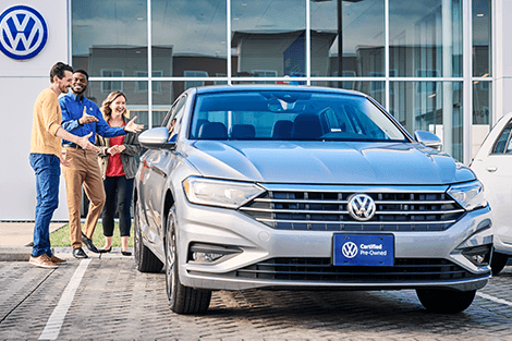 Buyers look at Volkswagen CPO vehicle