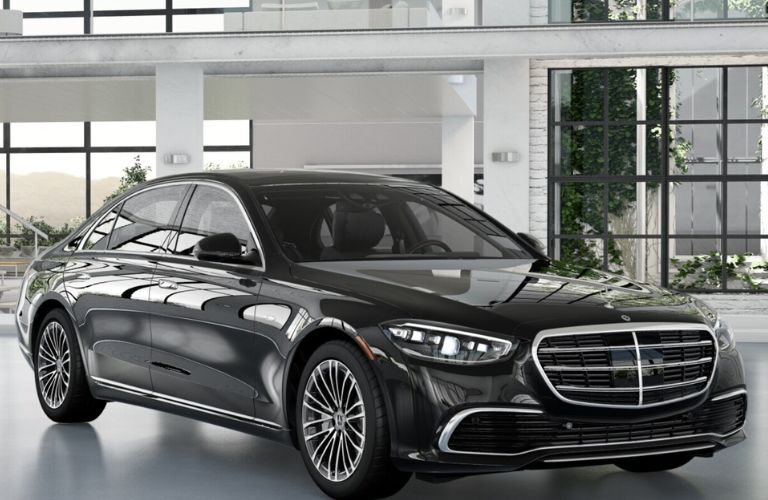2026 Mercedes-Benz S 580 4Matic side and front view