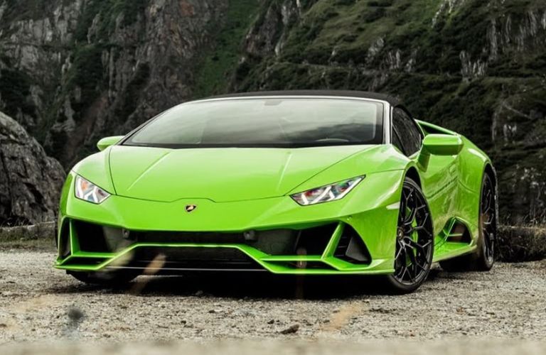 Lamborghini Huracan EVO exterior front view