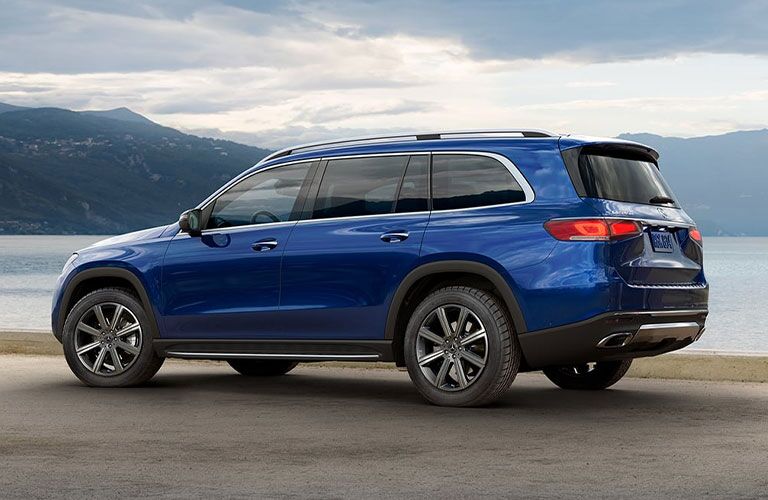 2021 MB GLS exterior rear fascia passenger side