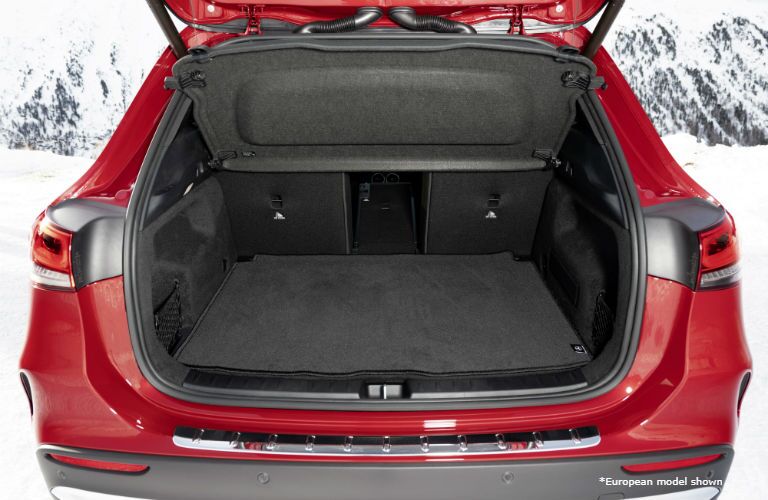 2021 MB GLA exterior back fascia trunk open showing cargo space