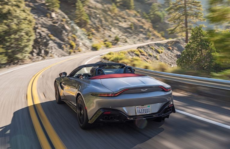 Aston Martin Vantgae exterior rear view