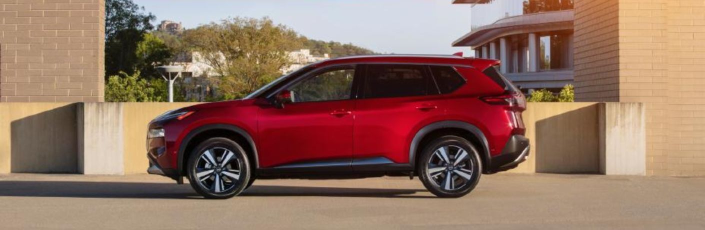 Side View of the 2021 Nissan Rogue