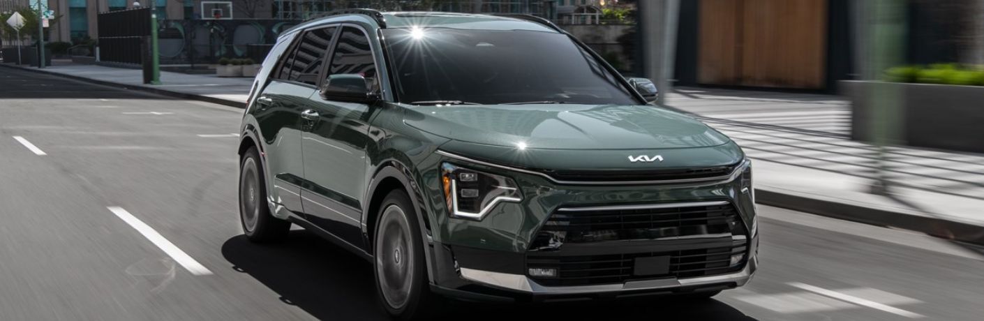 2025 Kia Niro side and front view