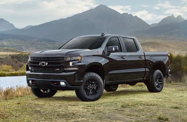 Chevrolet_exterior_on_road