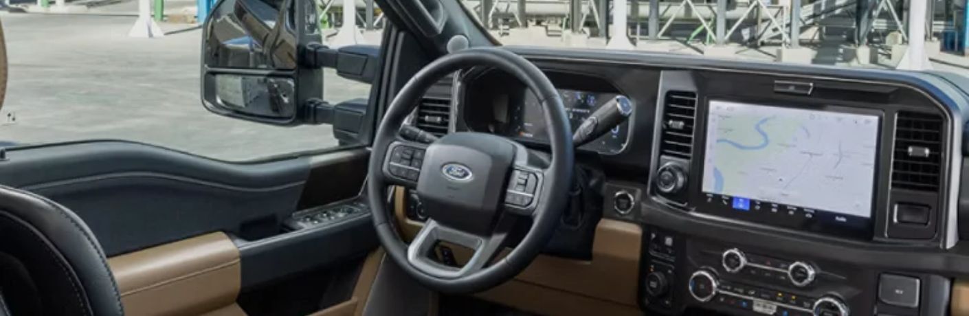 2027 Ford F-250 Super Duty Lariat steering wheel