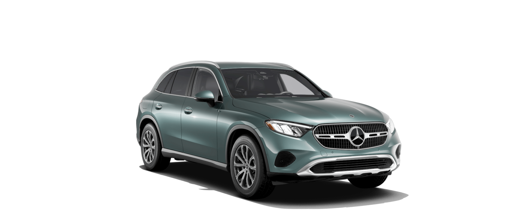 2026 Mercedes-Benz GLC front and side angle: Verde