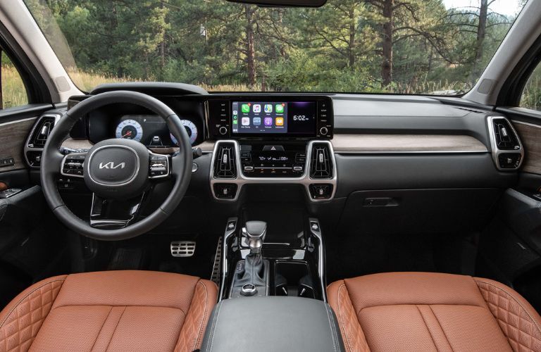 Front console of the 2023 Kia Sorento