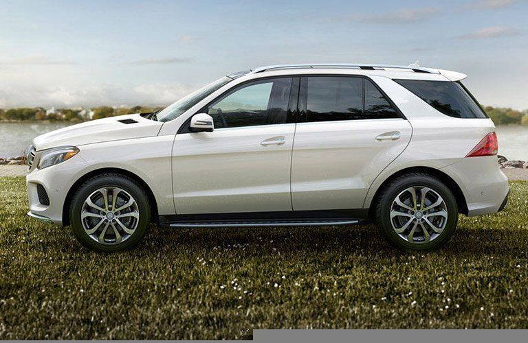 2016 Mercedes-Benz GLE white side view