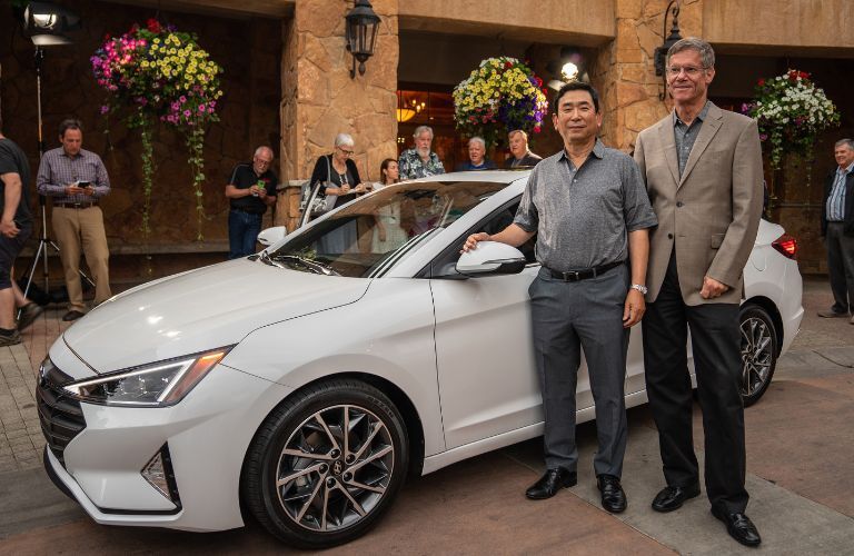 2019 Hyundai Elantra B1