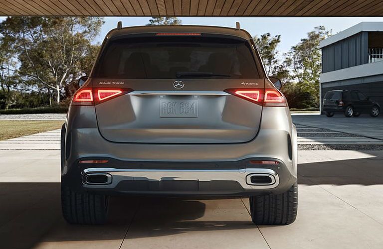 2020 MB GLE back fascia taillights on