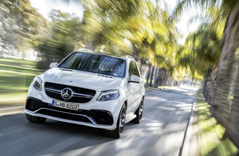 2016 Mercedes-Benz GLE driving on a sunny day