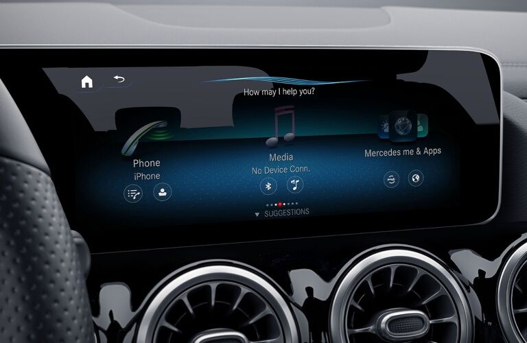 2022 Mercedes-Benz GLA infotainment screen