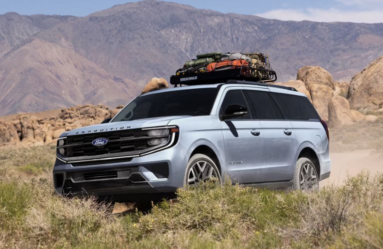 2027 Ford Expedition front and side view