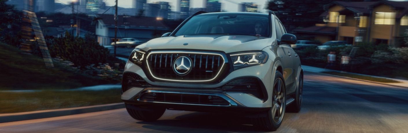 2027 Mercedes-AMG® GLE 53 HYBRID SUV exterior front view