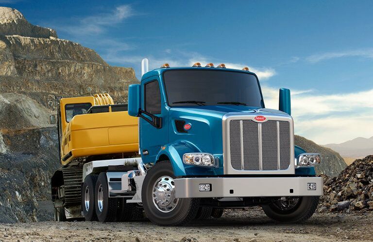 Peterbilt 567 blue front