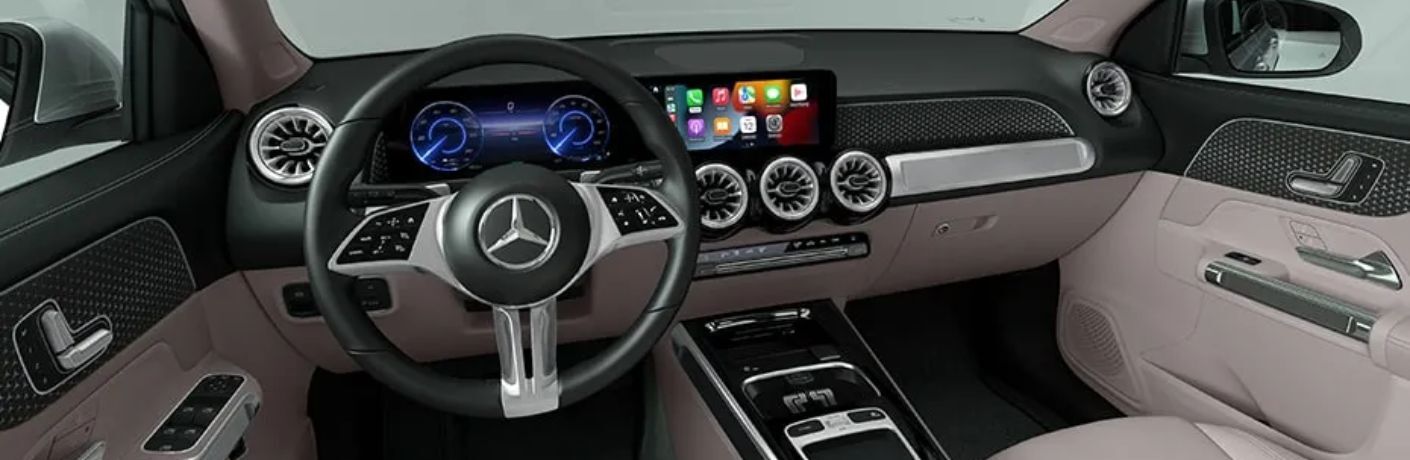 Mercedes-Benz interior front dash