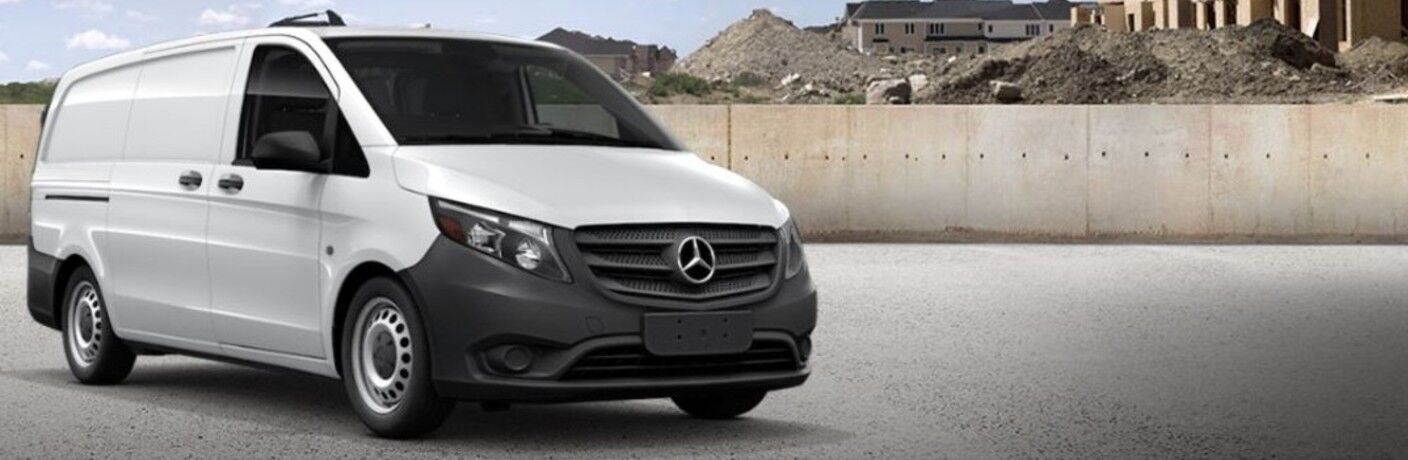 2017 Mercedes-Benz GLE Coupe VS Porsche Cayenne