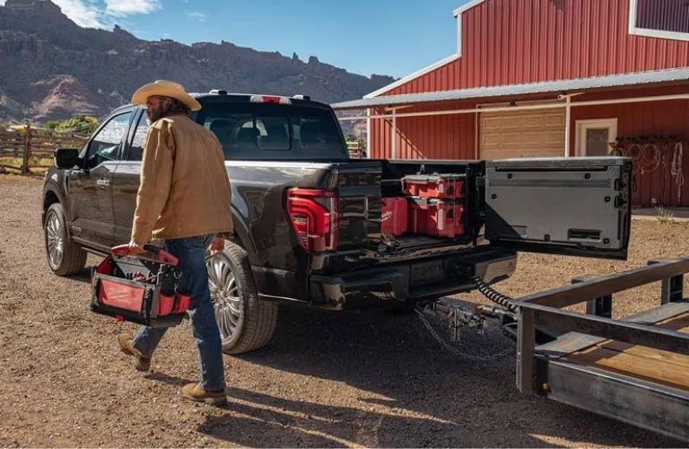 2025 Ford F-150 King Ranch tailgate view