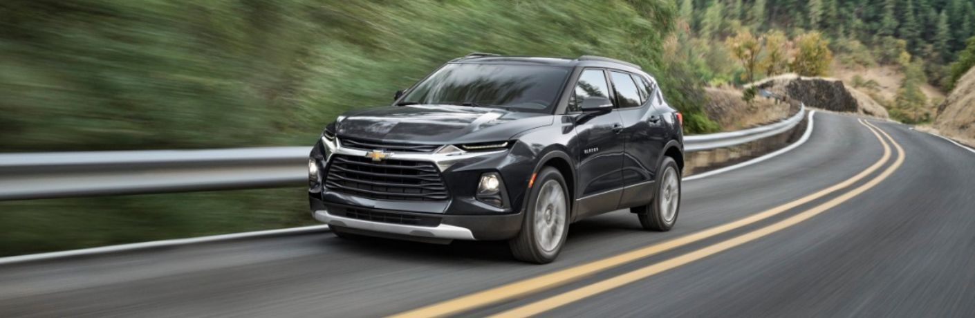 Front three-quarter view of the 2021 Chevrolet Blazer