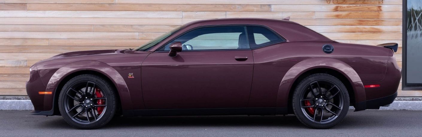2022 Dodge Challenger exteriro side looks