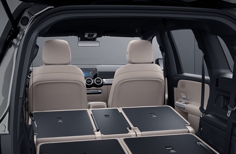 2022 Mercedes-Benz GLB cargo area