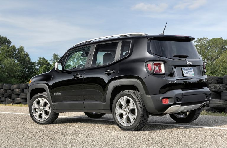 Rear three-quarter view of the 2018 Jeep Renegade
