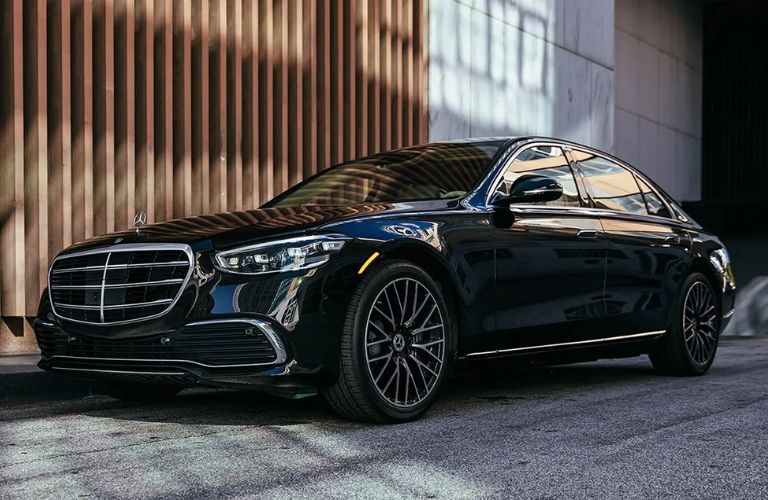 2025 Mercedes-Benz S Sedan exterior side view