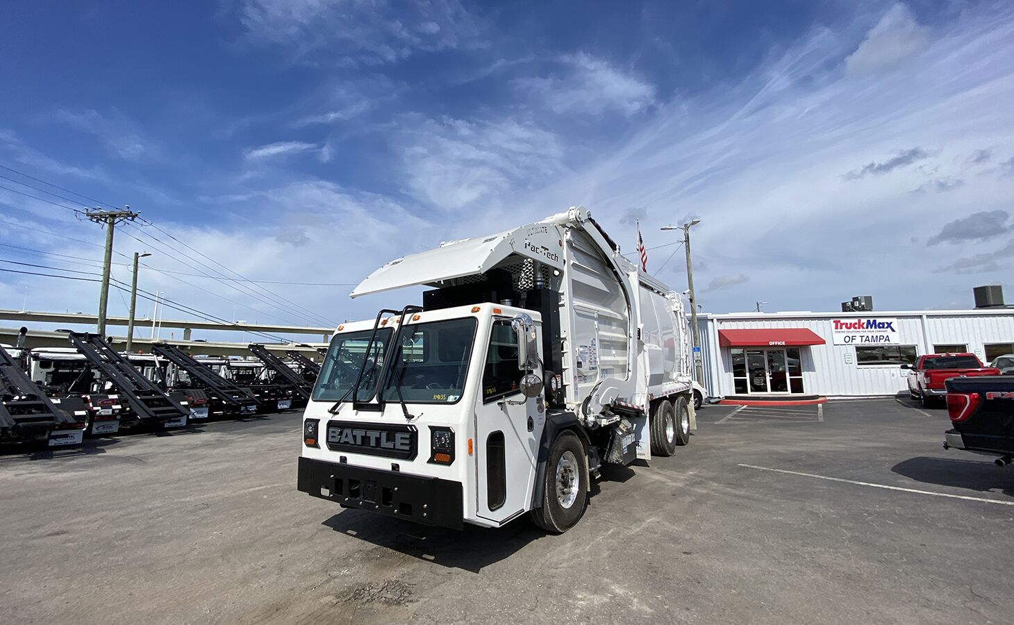 2019 Peterbilt Front Loader Garbage truck