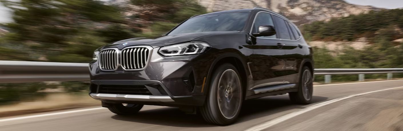 Front three-quarter view of the 2023 BMW X3