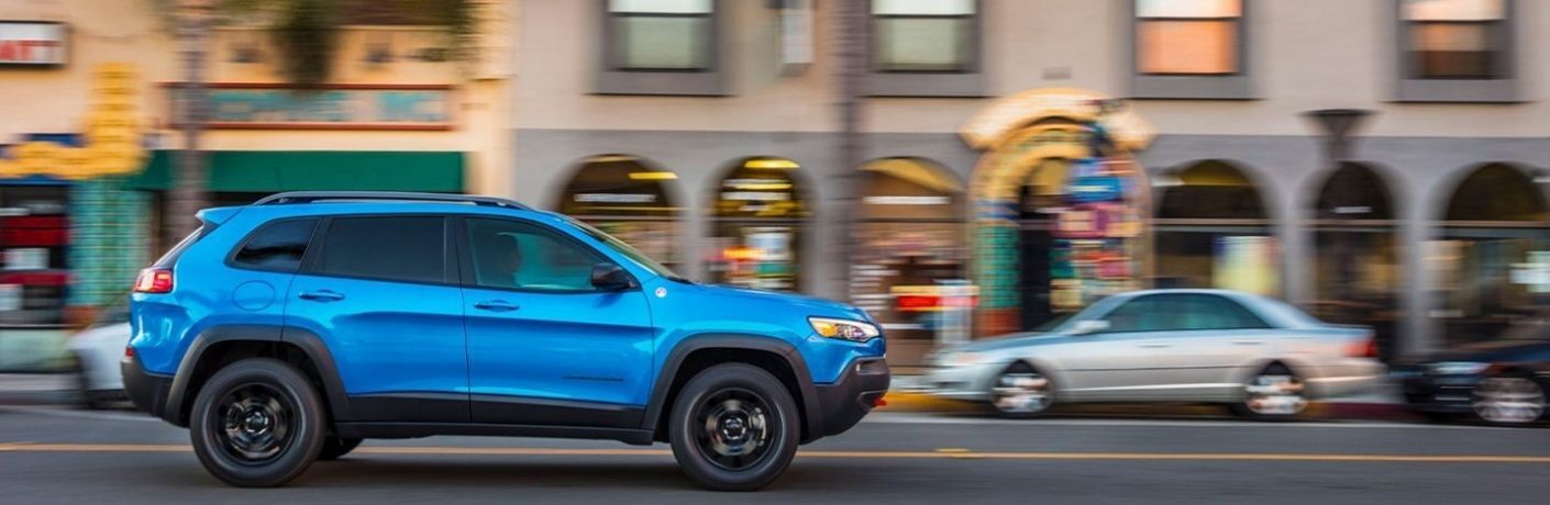2020 Jeep Cherokee driving side view