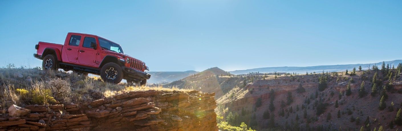 2021 Jeep Gladiator Exterior Passenger Side Front Profile