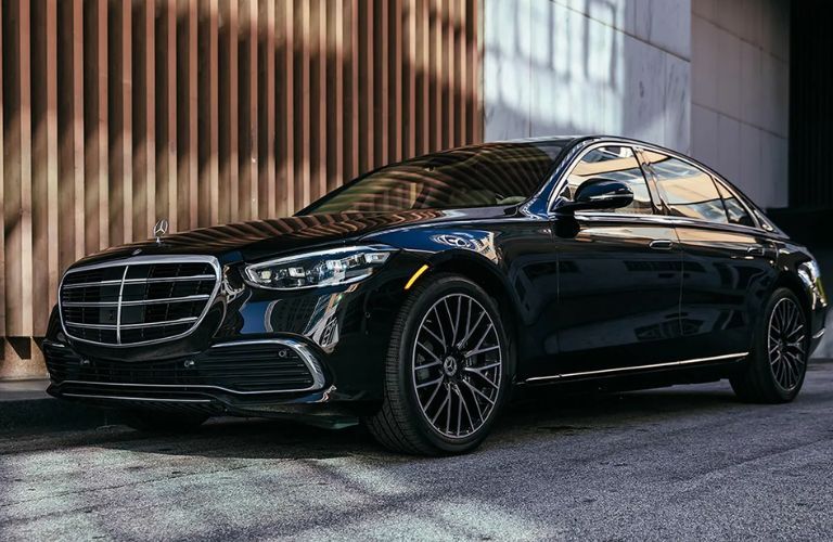 2023 Mercedes-Benz S 500 Luxury Line in Black
