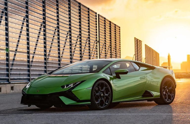 Lamborghini Huracan Coupe Performance on a racetrack