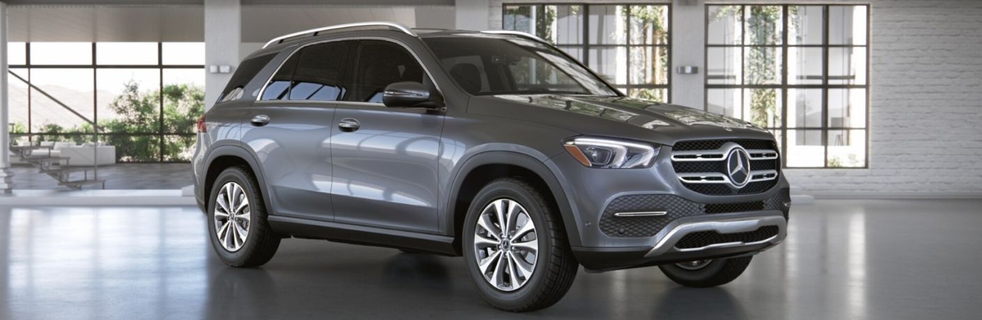 2022 MB GLE 450 4MATIC SUV side view