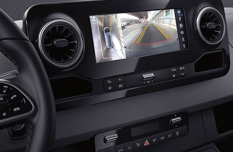 2022 Mercedes-Benz Metris Passenger Van display screen