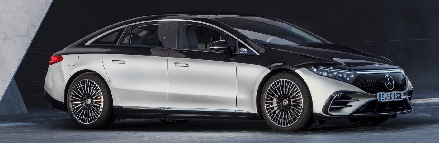 2022 MB EQS exterior front fascia passenger side