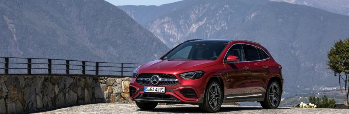 front quarter view of the 2024 Mercedes-Benz GLA 250 SUV