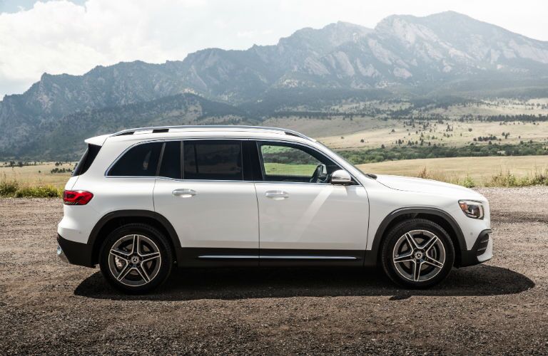 2020 MB GLB exterior passenger side in front of mountains