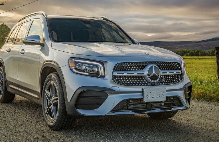 2021 Mercedes-Benz cargo space