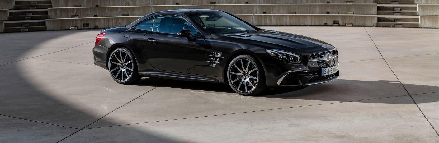 2020 MB SL exterior front fascia passenger side hood up in stadium