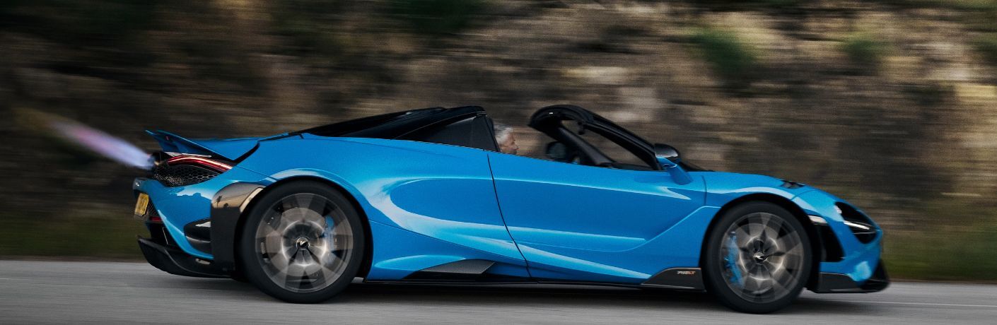 McLaren 675LT Spider exterior side look