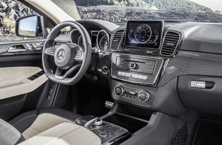 2017 Mercedes-AMG GLE63 Inteiror_o