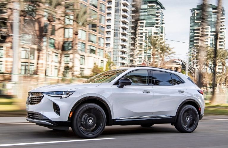 2022 Buick Envision exterior side looks